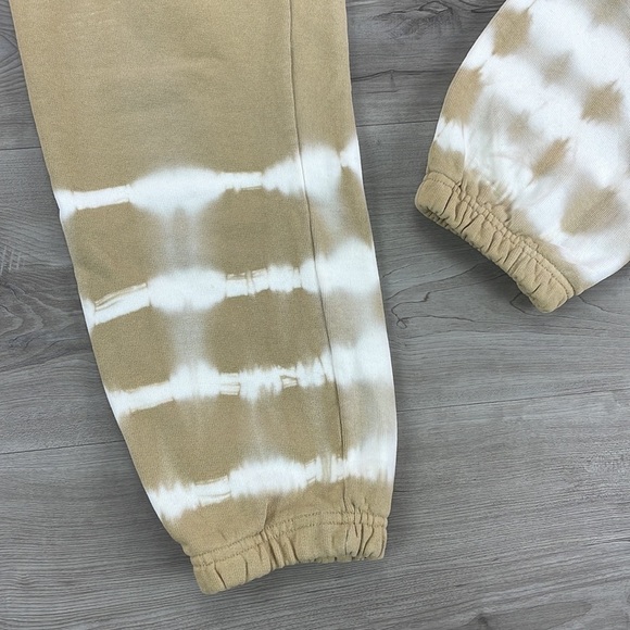 🔹TALENTLESS- TIE DYE SWEET PANTS - Picture 5 of 10